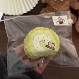 45025 Choco Bear Matcha Swiss Roll (Light Yogurt Texture Series) / 巧可熊捏捏 抹茶瑞士卷（轻酸奶触感系列）