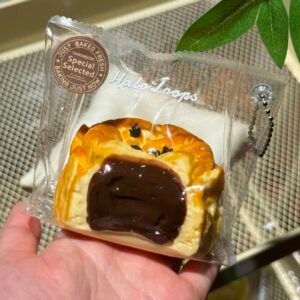 46002 HaloLoops Rich Chocolate Stuffed Basque Cheesecake / HaloLoops捏捏 浓巧夹心巴斯克