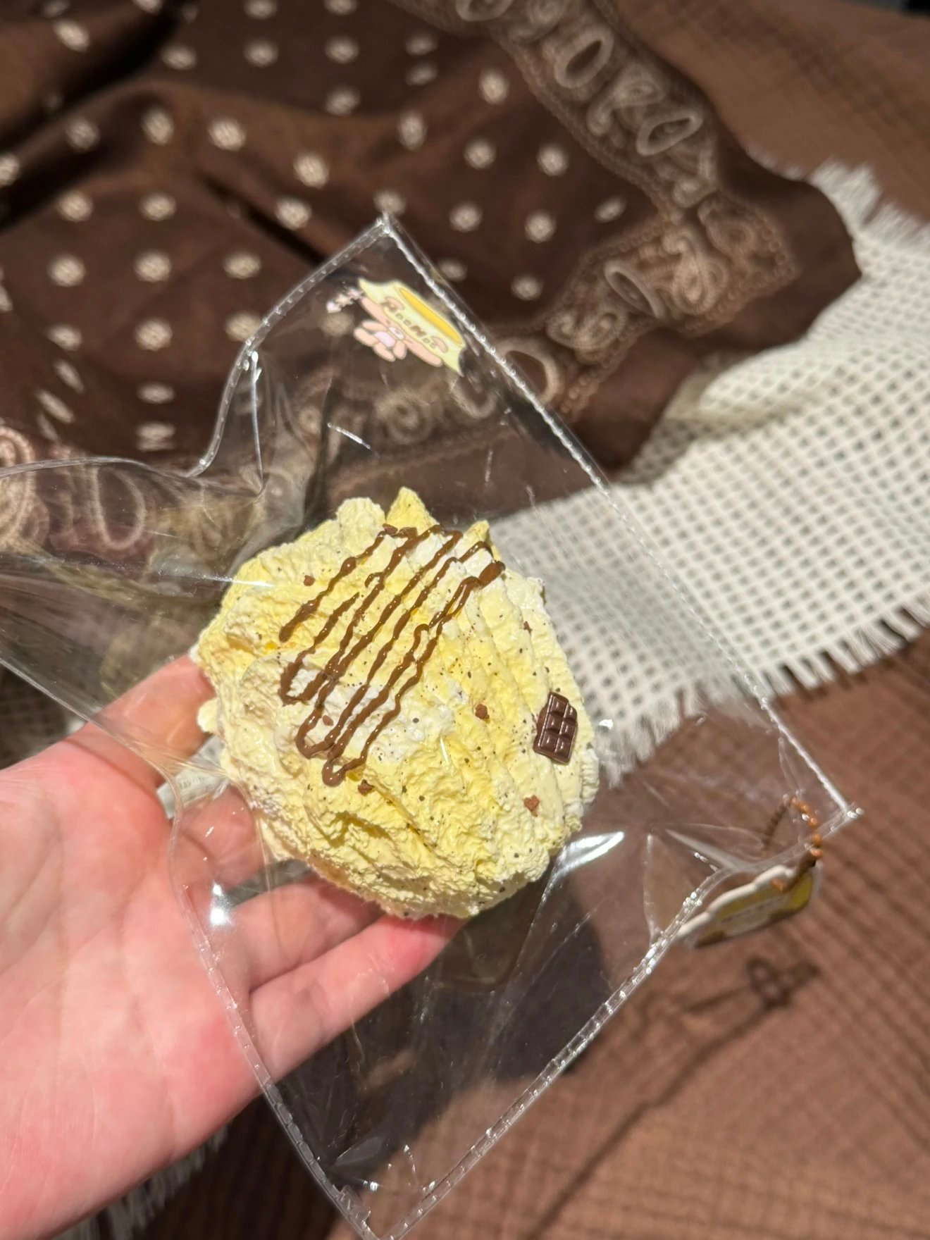 66008 HooHoo Squishy Cheese Shell Cake (Dry Cream Texture Series) / HooHoo捏 奶酪贝壳蛋糕