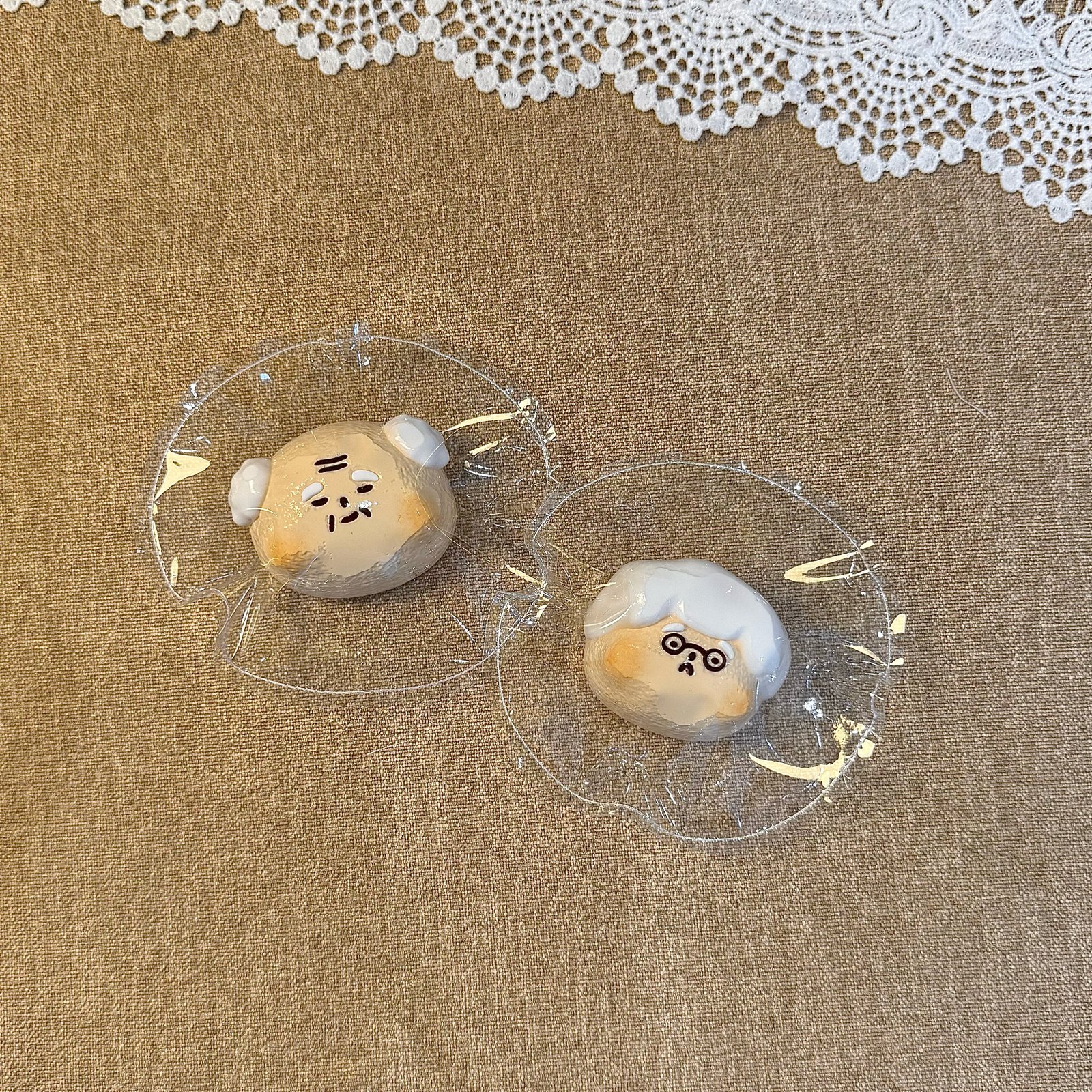 62021 Kaka Shop Squishy Grandpa Mini Bread (Moldable Clay Texture Series) / kaka shop捏捏 老头小面包