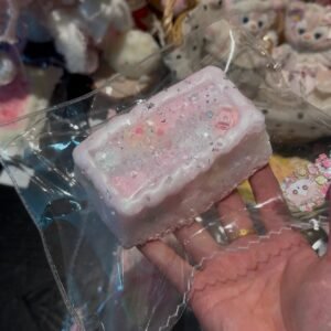 51011 Kengkeng Studio Pearlescent Bear Long Toast (Random Frozen Cream or Milk Cake Clay Texture Series) / kengkengstudio 珠光小熊长吐司(冻奶油/奶糕泥随机)
