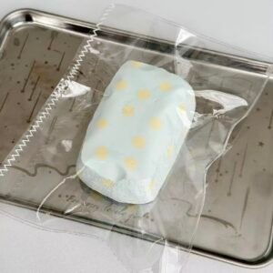 78011 Kira Squishy Sea Salt Polka Dot Long Toast / Kira捏捏 海盐波点长吐司