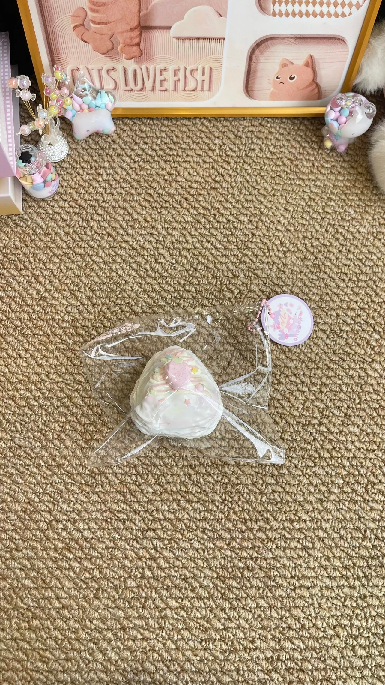 13014 Naiyouya Strawberry Triangle Bun (Yogurt Clay Texture Series) / 奶柚呀 草莓三角包