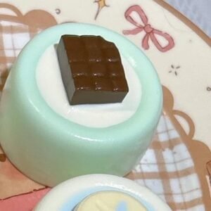 22008 Watermelon Petit Dessert - Chocolate (Dry Cream Clay Texture Series) / 瓜瓜捏 プチデザート・チョコレート (ドライクリームクレイ触感シリーズ)