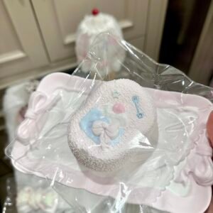 36000 Womei Zhao Le Nie Bow Pudding Senbei (Dry Cream Clay Texture Series) / 我莓招了捏 蝴蝶结布丁仙贝(干奶油触感系列)