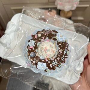 36009 Womei Zhao Le Nie Sea Salt Crispy Chocolate Donut (Glutinous Cream Clay Texture Series) / 我莓招了捏 海盐脆巧甜甜圈(糯奶油触感系列)
