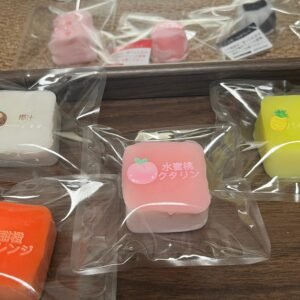 20010 Xiao Chen Nie Honey Peach Fruit Cube / 小陳捏 ハニーピーチフルーツキューブ