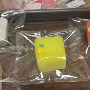 20013 Xiao Chen Nie Pineapple Fruit Cube / 小陳捏 パイナップルフルーツキューブ