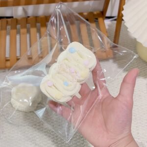 35005 Xinuonuo Polka Dot Cream / 喜糯糯大王的捏 波点奶油