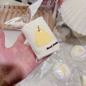 35009 Xinuonuo Pear Marshmallow - No Snow Top / 喜糯糯大王的捏 梨子棉花糖(无雪顶)