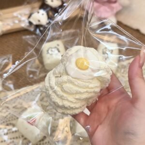 23001 Zzz Egg Twist (Dry Cream Clay Texture Series) / 转转捏 たまごツイスト (ドライクリームクレイ触感シリーズ)