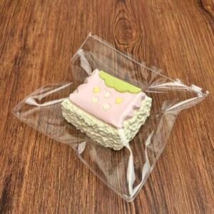 12006 Oyixi Strawberry Cake (Yogurt Clay Texture Series) / Oyixi いちごケーキ (ヨーグルトクレイ触感シリーズ)