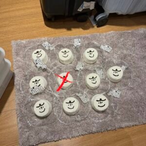 10000 Pinie Cow Mini Round Toast (Glutinous Milk Cake Clay Texture Series) / Pinie 牛柄ミニ丸トースト (もちミルクケーキクレイ触感シリーズ)