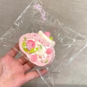 4202 Tulip Cream Swiss Roll (Light Cream Texture Series) / チューリップクリームスイスロール (ライトクリーム触感シリーズ)