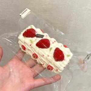 4104 Strawberry Triple Cream Cookie (Clay Texture Series) / いちご三層クリームクッキー (クレイ触感シリーズ)
