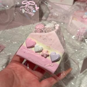 155011 BettyDiary Heart Candy House (Melting Clay Texture Series) / 贝蒂日记 爱心糖果屋 (融泥触感系列)