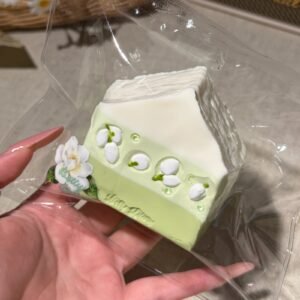 155015 BettyDiary Longjing Jasmine House Cake (Light Melting Clay Texture Series) / 贝蒂日记 龙井茉莉屋蛋糕 (微融泥触感系列)