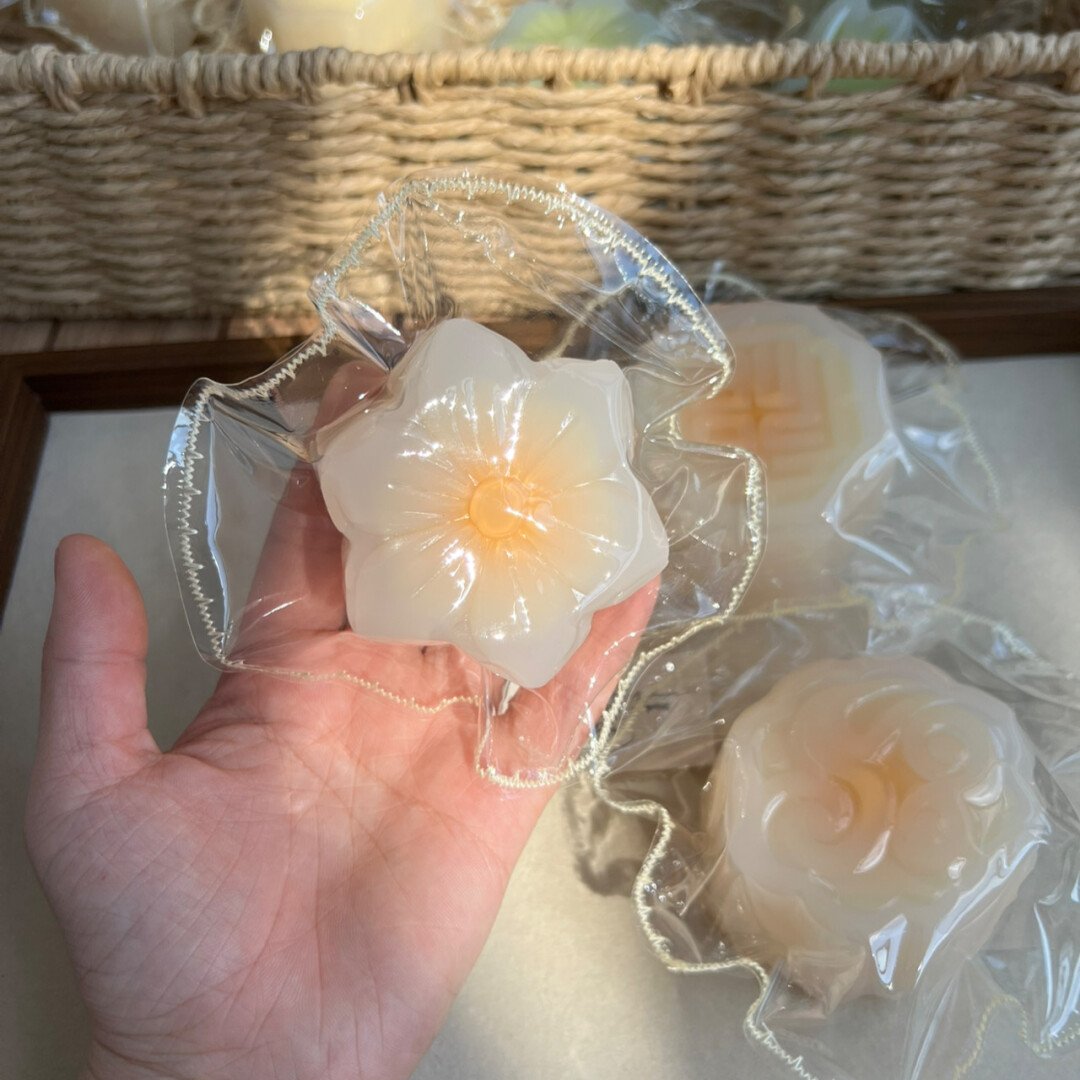 174018 Boom Order Egg Yolk Lotus Paste Flower Snow Skin Mooncake (Low-Resistance Moldable Clay Texture Series) / 我一定会爆单的 蛋黄莲蓉 / 花朵冰皮月饼(微阻可塑泥)