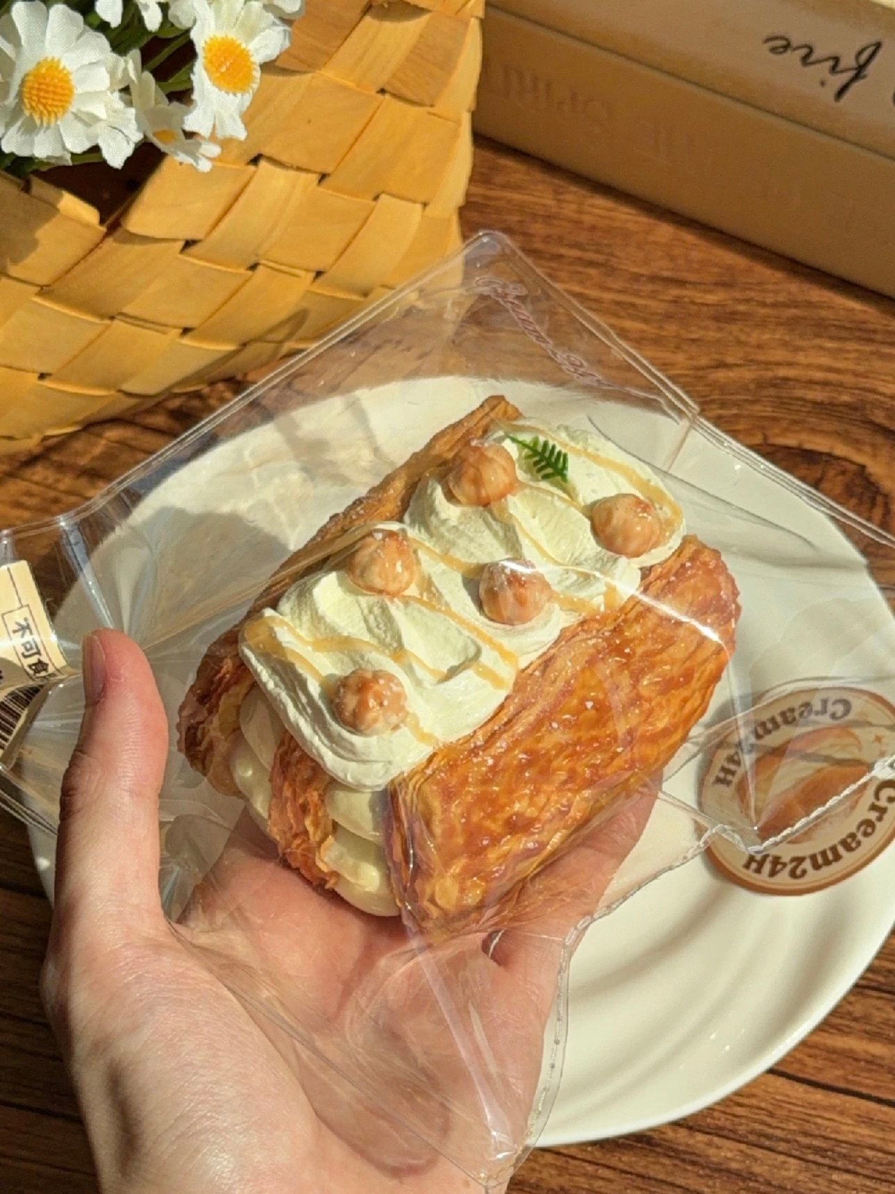 145014 Cream24H Caramel Hazelnut Napoleon (Cream Clay Texture Series) / 奶油不打烊Cream24H 焦糖榛果拿破仑 (奶油泥触感系列)