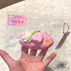 175008 Cheese Cat Strawberry Hair Clip (Dry Glutinous Clay Texture Series) / 蟑螂猫 草莓发卡(干糯泥)