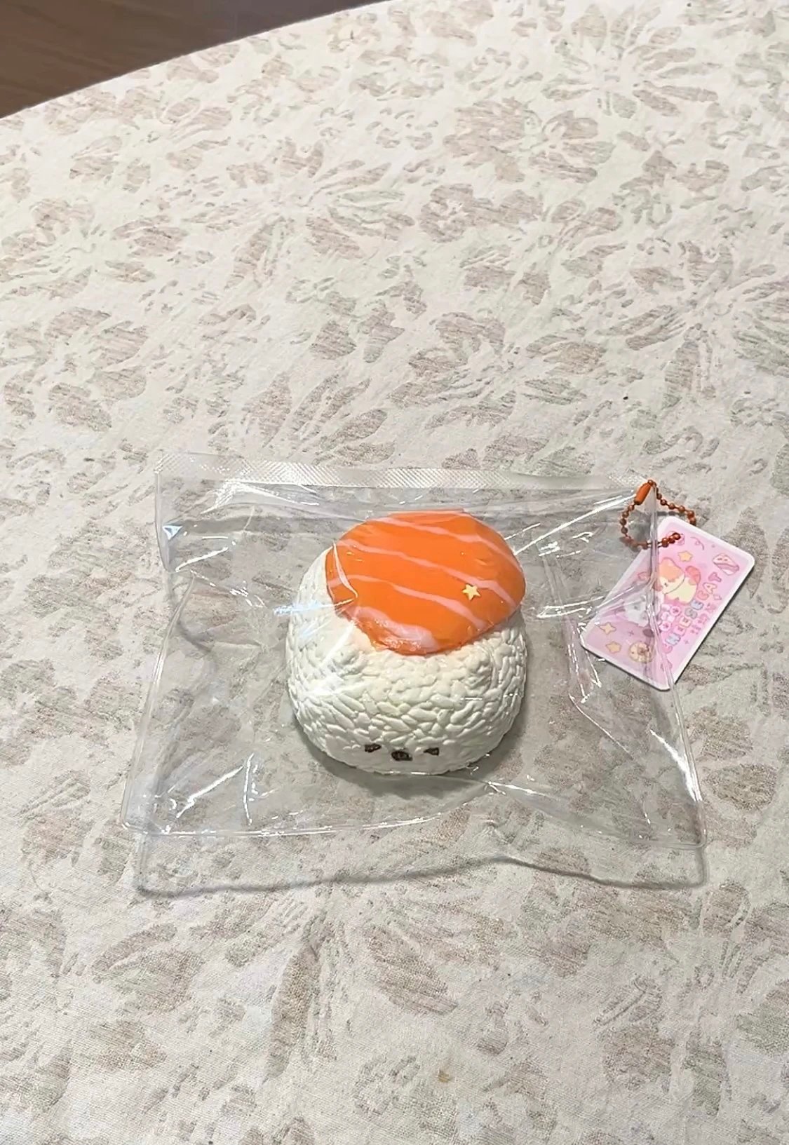 175011 Cheese Cat Salmon Sushi Cat (Dry Glutinous Clay Texture Series) / 蟑螂猫 三文鱼寿司猫(干糯泥)