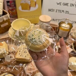 152003 Chen Kevin Cream Puff Pastry Bread (Soft Cheese Clay Texture Series) / Chen凯文 奶油酥皮面包 (软干酪触感系列)