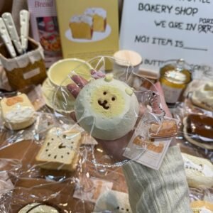 152014 Chen Kevin Self-Mocking Bear Rice Cake (Milk Clay Texture Series) / Chen凯文 自嘲熊米饼蛋糕 (牛奶泥触感系列)