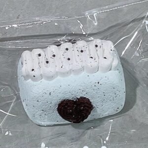 182003 Cotton Candy Nian Mint Chocolate Cake (Non-Sticky Texture Series) / 棉花糖捏 薄巧蛋糕(不粘手感系列)