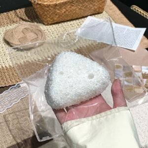 87001 Cream Qiaoyi Crumb Triangle (Cream Clay Texture Series) / 奶油乔一 クランブルトライアングル (クリームクレイ触感シリーズ)