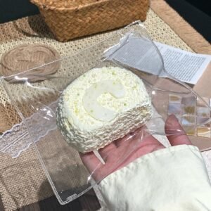 87012 Cream Qiaoyi White Pomelo Swiss Roll (Cream Clay Texture Series) / 奶油乔一 白柚ロールケーキ (クリームクレイ触感シリーズ)