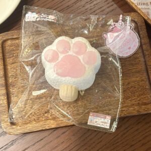 164013 CuteMoment Strawberry Milk Paw Popsicle (Dry Cream Clay Texture Series) / CuteMoment 草莓牛奶爪冰棍(干奶油触感系列)