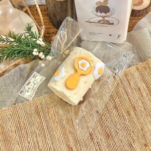 163002 Dazzlebean Skillet Fried Egg Marshmallow (Glutinous Rice Clay Texture Series) / 闪豆豆 平底锅煎蛋棉花糖(糯米泥触感系列)