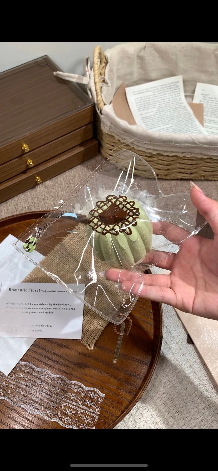 157000 Da Mianao Matcha Canele / Da棉袄 抹茶可露丽