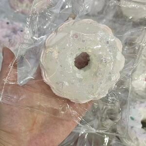 149024 DuozaiNN White Peach Mint Donut (Cocoa Sticky Clay Texture Series) / 多仔捏捏 白桃薄荷甜甜圈 (可可黏糊泥触感系列)