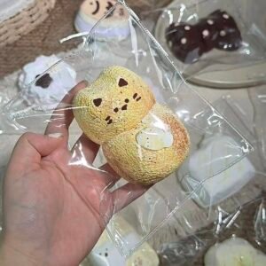 147006 Daxiaojie Handcraft Kitten Holding Fish (Rich Cream Clay Texture Series) / 大小姐家手作馆 小猫抱鱼 (醇奶油泥触感系列)