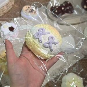 147011 Daxiaojie Handcraft Soy Milk Pineapple Bun (Rich Cream Clay Texture Series) / 大小姐家手作馆 豆乳菠萝包 (醇奶油泥触感系列)