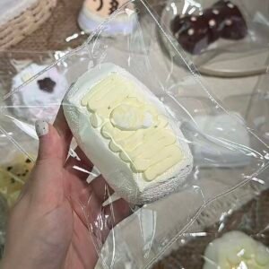 147014 Daxiaojie Handcraft Little Fish Long Tofu Toast (Rich Cream Clay Texture Series) / 大小姐家手作馆 小鱼长豆腐吐司 (醇奶油泥触感系列)