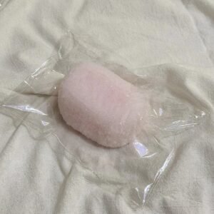 102006 Fuguier Sour Sugar Peach Gummy Senbei (Soft Glutinous Rice Clay Texture Series) / 富贵儿 サワーシュガーピーチグミせんべい (やわらかもち米クレイ触感シリーズ)