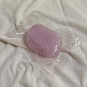 102011 Fuguier Sour Sugar Grape Gummy Senbei Version B (Soft Glutinous Rice Clay Texture Series) / 富贵儿 サワーシュガーグレープグミせんべい バージョンB (やわらかもち米クレイ触感シリーズ)