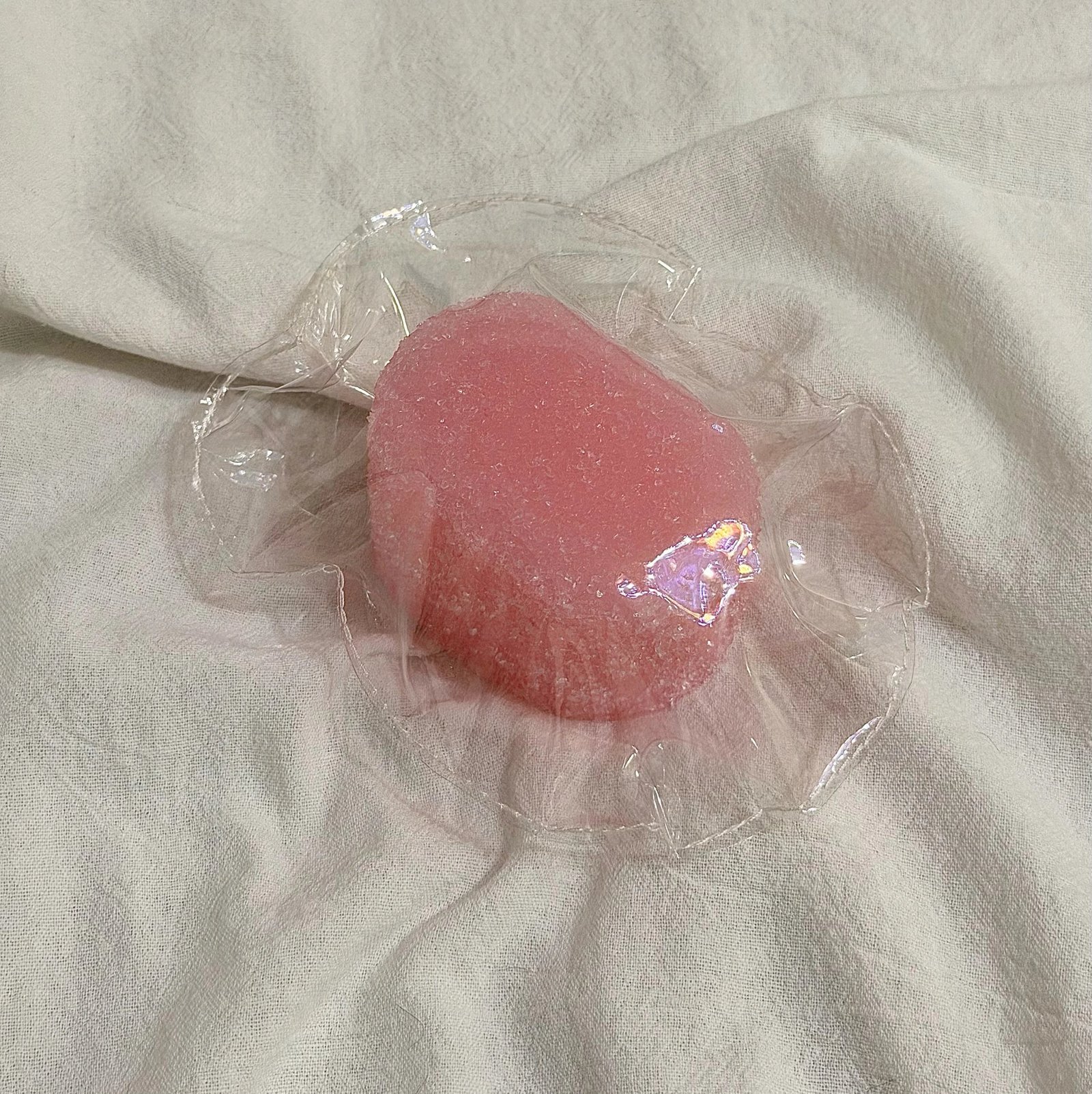 102012 Fuguier Guava Sour Sugar Gummy Senbei - Mini (Soft Glutinous Rice Clay Texture Series) / 富贵儿 グアバサワーシュガーグミせんべい・ミニ (やわらかもち米クレイ触感シリーズ)