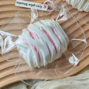 154000 GengGe Studio Strawberry Steamed Roll (Thick Cream Clay Texture Series) / GengGe Studio 草莓花卷 (厚奶油泥触感系列)