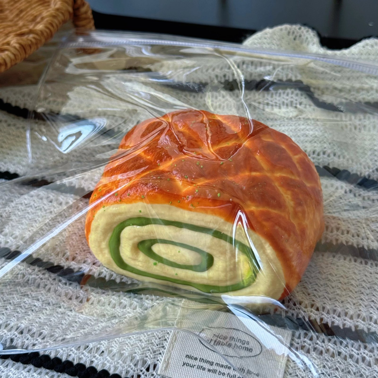 154023 GengGe Studio Matcha Pineapple Steamed Roll Bread (Thick Cream Clay Texture Series) / GengGe Studio 抹茶菠萝花卷面包 (厚奶油泥触感系列)