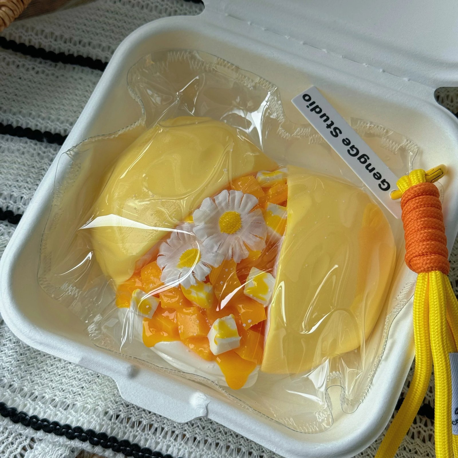 154026 GengGe Studio Mango Exploding Snow Mochi (Thick Cream Clay Texture Series) / GengGe Studio 芒果爆炸雪媚娘 (厚奶油泥触感系列)