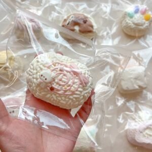 169000 Hello Xiaoxin Round Rice Ball (Soft Cream Clay Texture Series) / Hello小新 圆饭团(绵奶油触感系列)