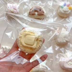 169002 Hello Xiaoxin Soy Milk Mini Round Cake (Soft Cream Clay Texture Series) / Hello小新 豆乳小圆饼(绵奶油触感系列)