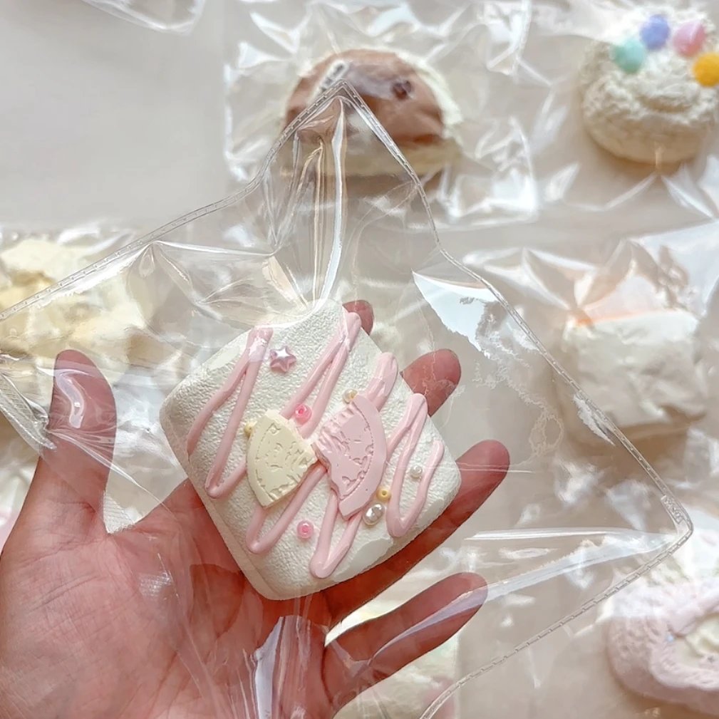 169003 Hello Xiaoxin Soft Cream Drizzle Marshmallow (Soft Cream Clay Texture Series) / Hello小新 绵奶油淋酱棉花糖(绵奶油触感系列)