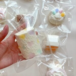 169004 Hello Xiaoxin Double-Layer Marshmallow (Soft Cheese Clay Texture Series) / Hello小新 双层棉花糖(软干酪触感系列)