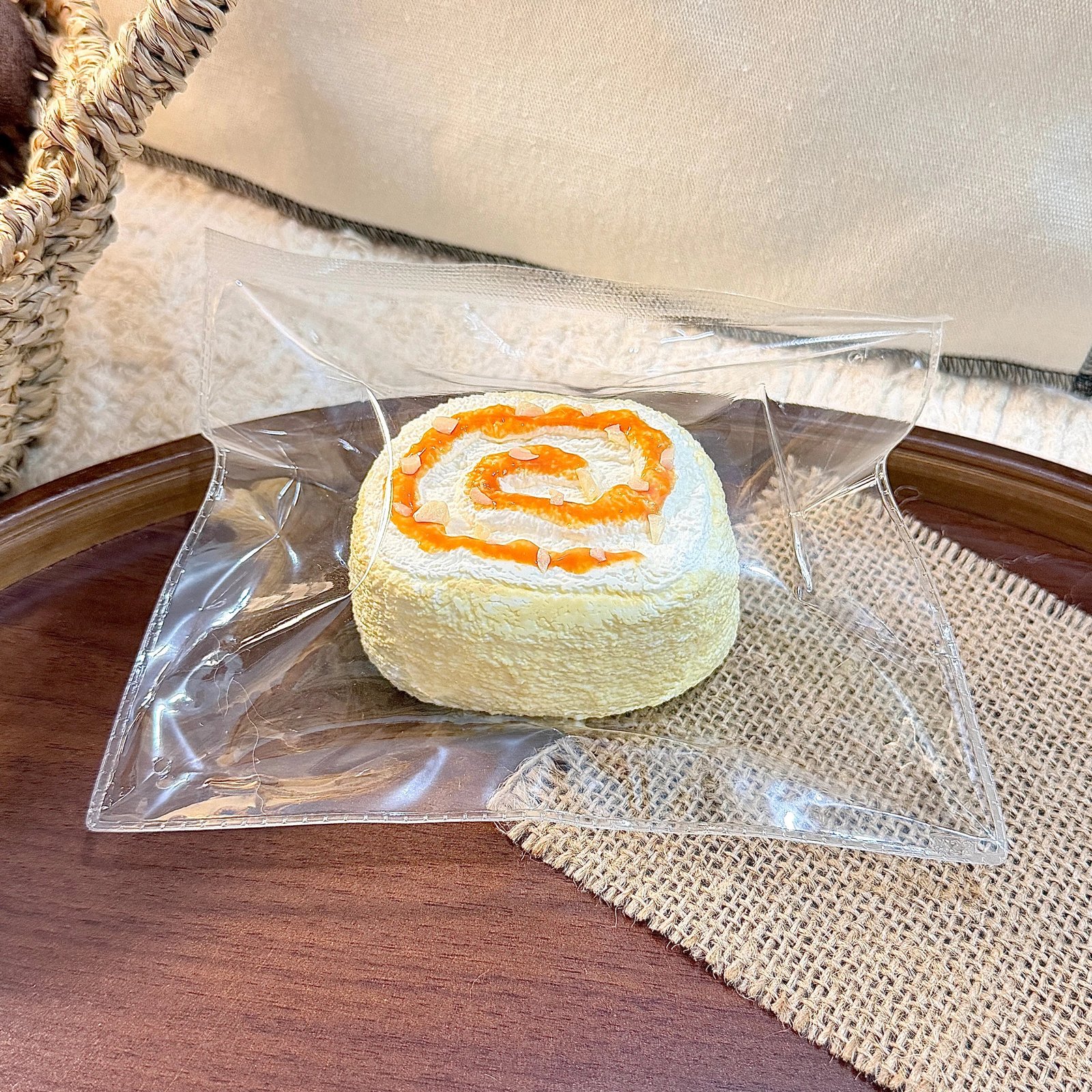 108037 Iced Americano Malai Swiss Roll (Glutinous Cream Texture Series) / 炫一杯冰美式 麻赖瑞士卷(糯奶油触感系列)
