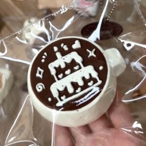 191001 iDough Birthday Cake Latte (Sticky Cream Texture Series) / iDough 生日蛋糕拿铁（糯奶油触感系列）