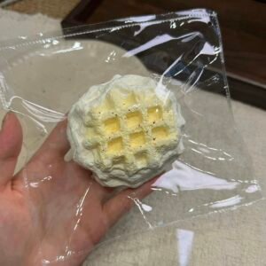 105002 JunBao Light Cream Waffle (Milk Cake Clay 2.0 Texture Series) / JunBao ライトクリームワッフル (ミルクケーキクレイ2.0触感シリーズ)